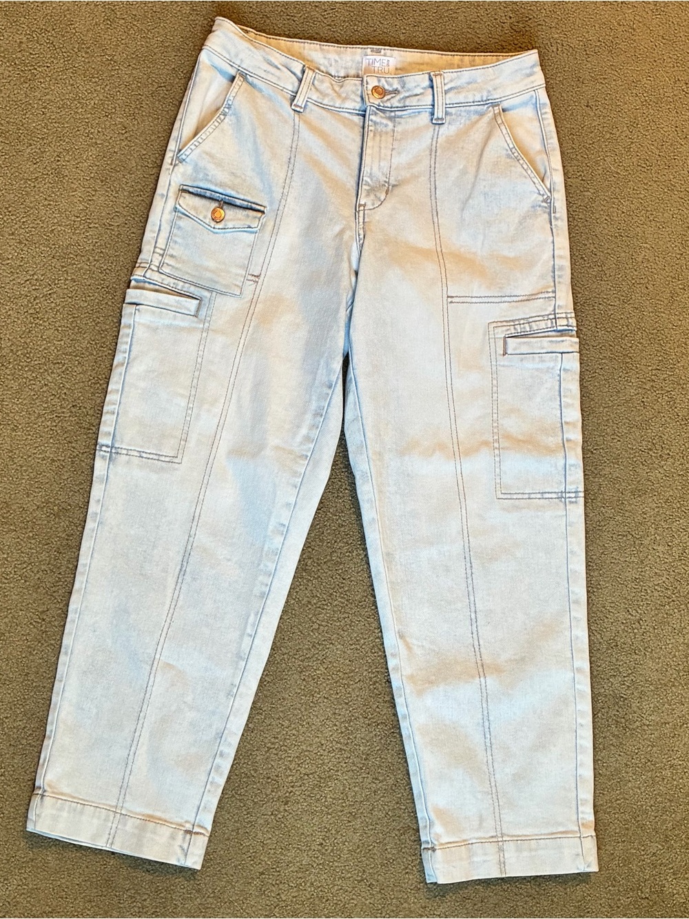 Women’s Time & Tru Light Wash Denim Cargo Jeans 30x26 Size 4